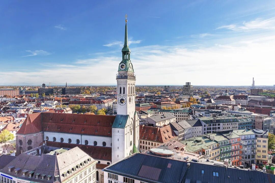 Free Munich Woman Church photo and picture